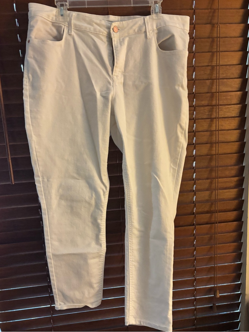 Old Navy Women's Skinny Jeans in White